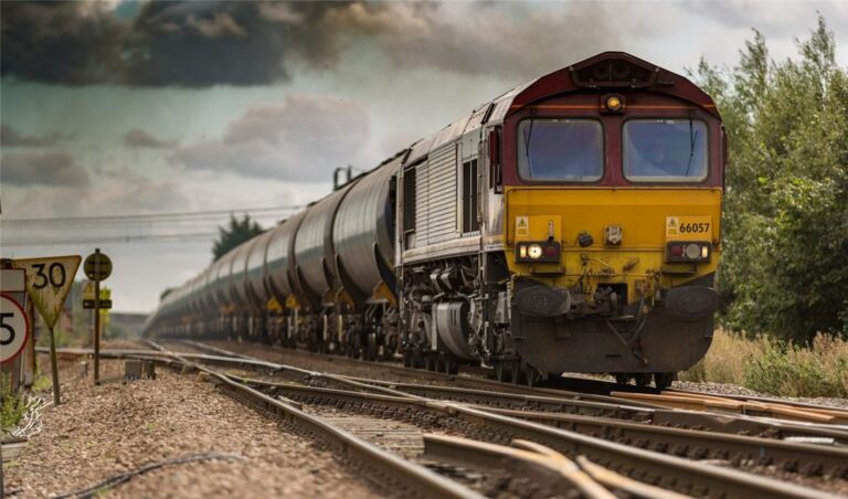 Ferrovia